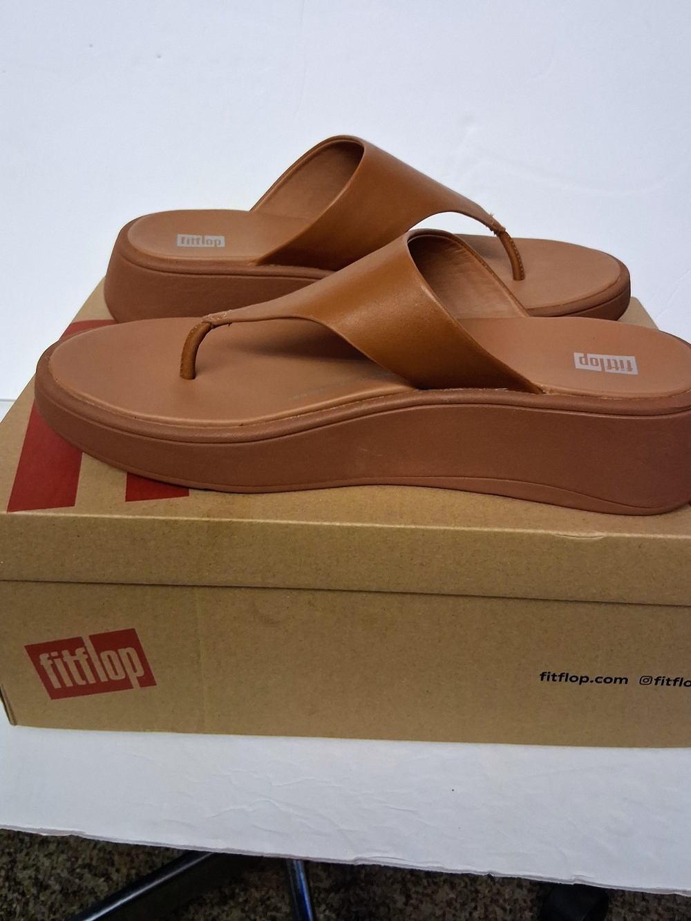 Fitflop Women's LuLu Toe Posted  Sandals
